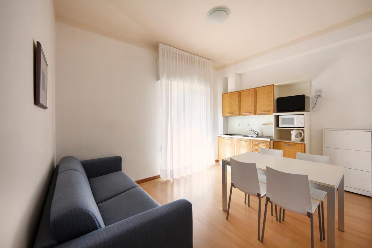 Aparthotel La Pineta Lido di Jesolo Ngoại thất bức ảnh