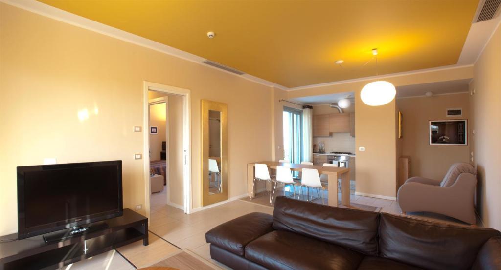 Aparthotel La Pineta Lido di Jesolo Phòng bức ảnh