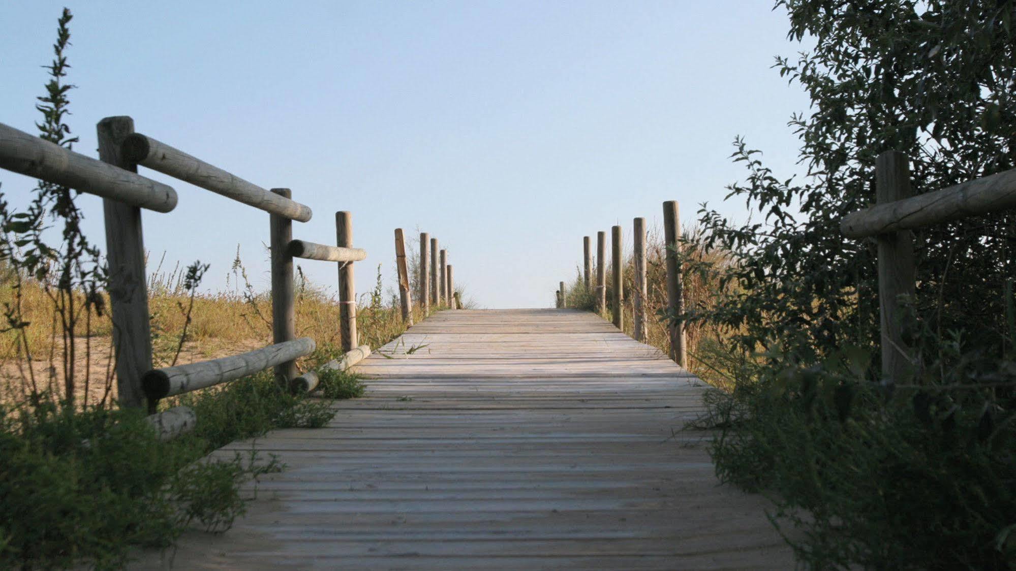 Aparthotel La Pineta Lido di Jesolo Ngoại thất bức ảnh